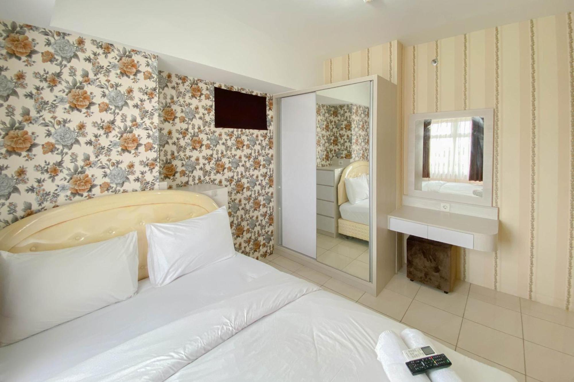 Spacious And Homey 3br At Springlake Summarecon By Travelio Apartemen