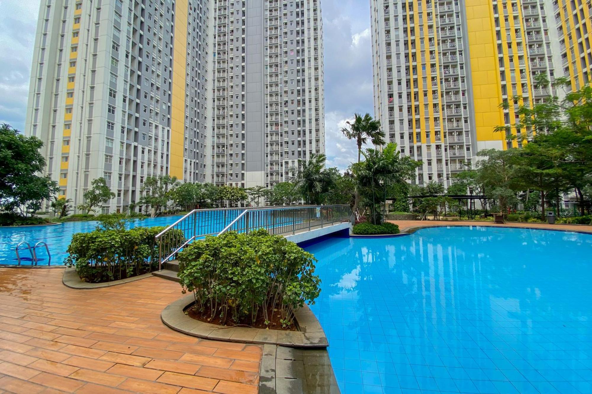 Spacious And Homey 3br At Springlake Summarecon By Travelio Apartemen